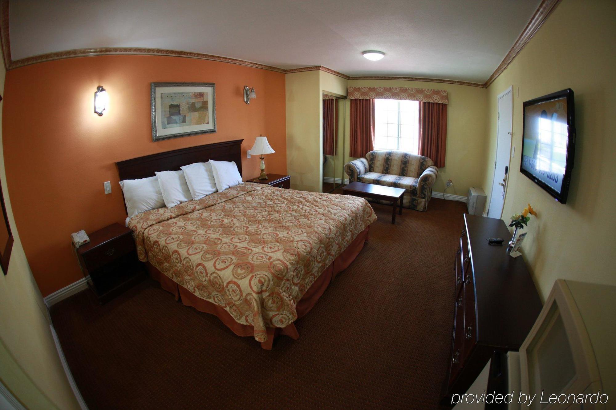 Glen Capri Inn And Suites - Burbank Universal Glendale Eksteriør billede
