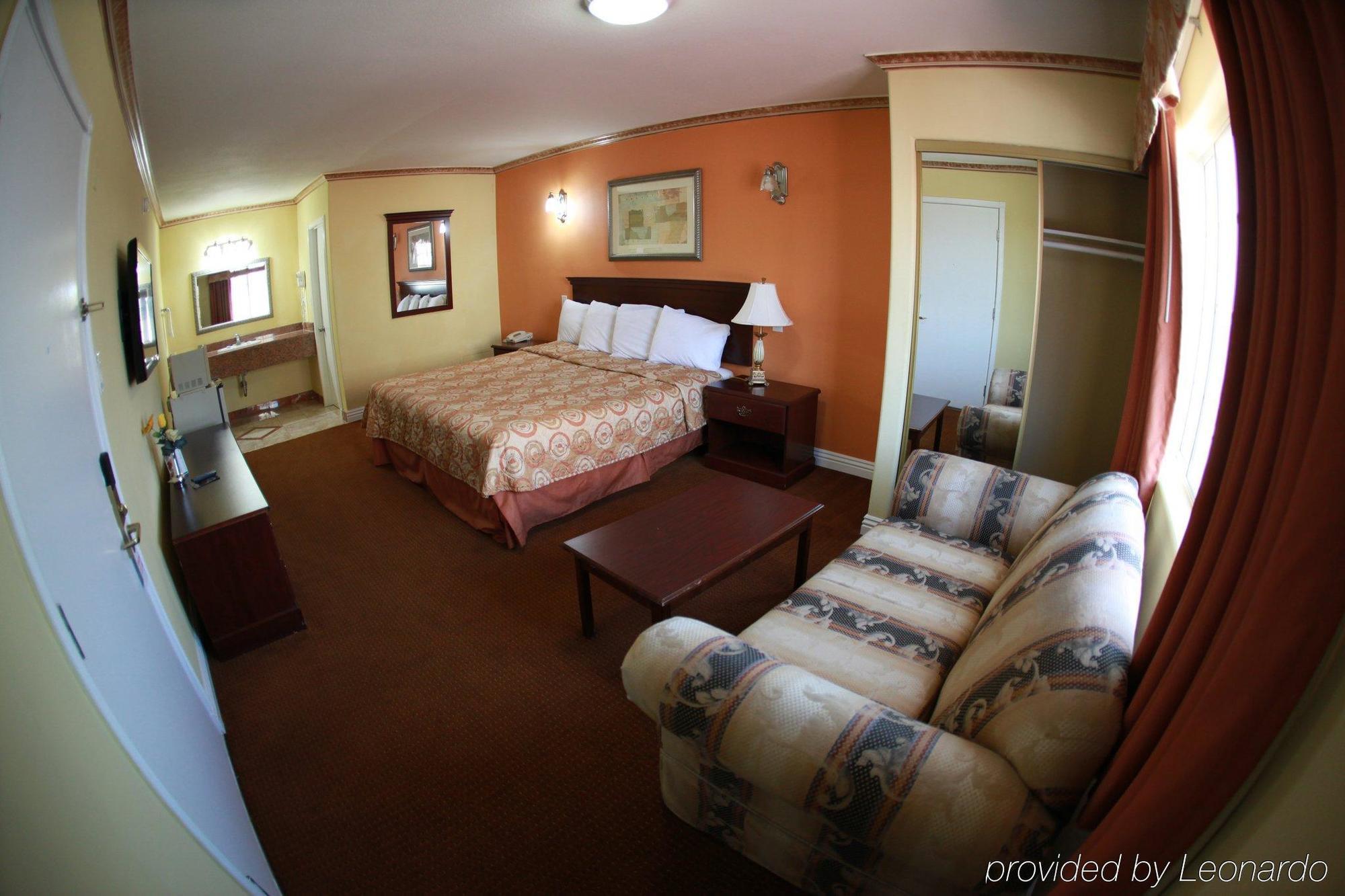Glen Capri Inn And Suites - Burbank Universal Glendale Eksteriør billede