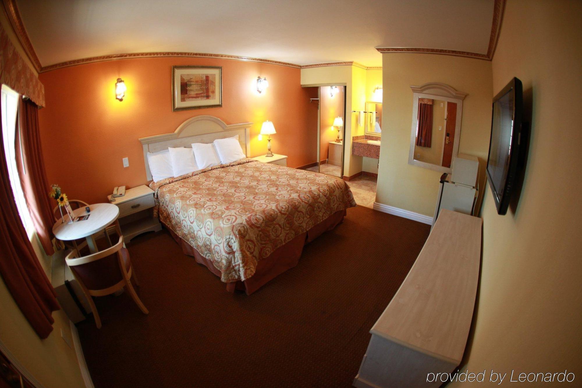 Glen Capri Inn And Suites - Burbank Universal Glendale Eksteriør billede