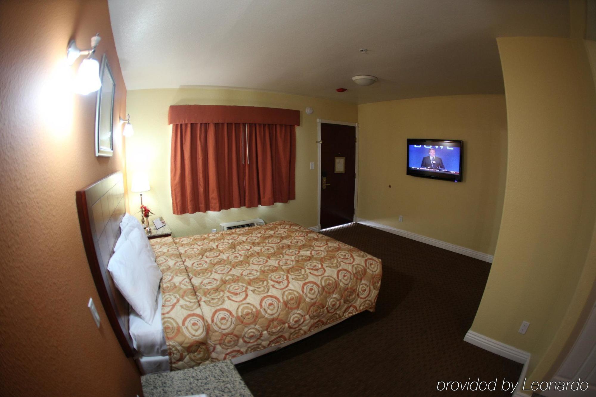 Glen Capri Inn And Suites - Burbank Universal Glendale Eksteriør billede